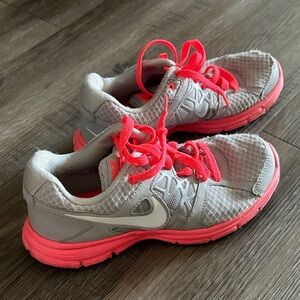Nike Women's Athletic Shoes in Gray and Neon Pink